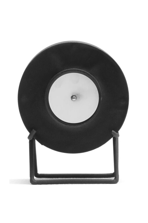 Classic black metal table clock by cocovey homes - Image 5